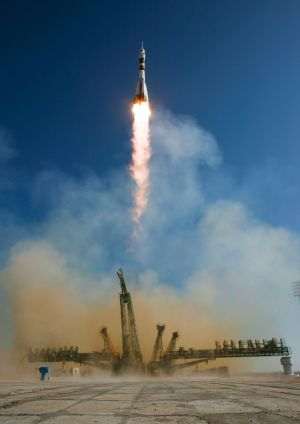 Reuters: Rusia a lansat un echipaj ruso-american către Staţia Spaţială Internaţională